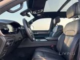 Jeep Grand Wagoneer 2023